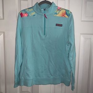 Vineyard Vines hawaiian print shep shirt